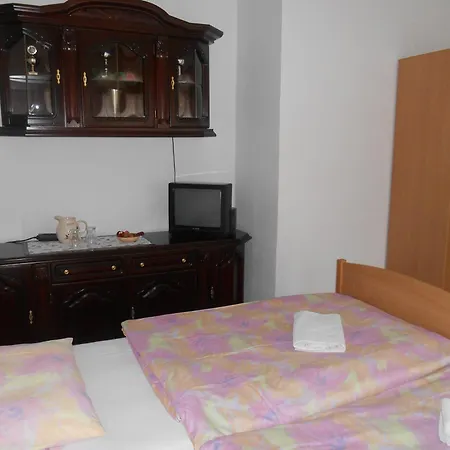 Bavaria Motel 3*