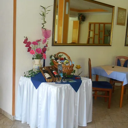 Bavaria Motel 3*